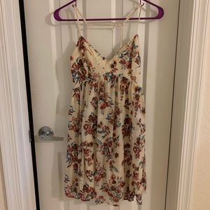Hollister Floral Sun Dress - Small 💐